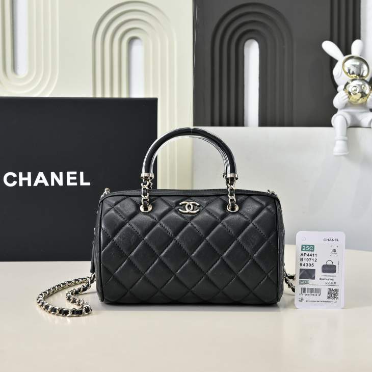 Picture of Chanel Handbags 2 _SKUfw239826368fw